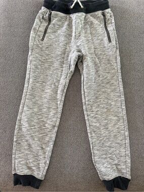 Cat & Jack Heather Gray Jogger Pants with Black Waistband Size M (8/10)